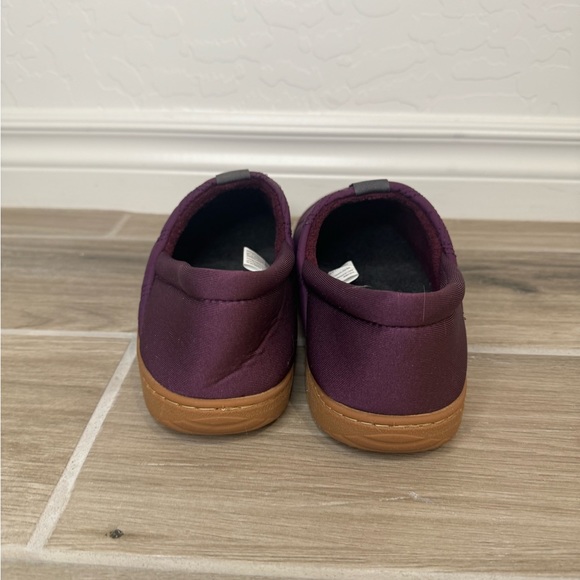 NWOT Women's River Energy Return Closed Back W/ Collapsible Heel - Picture 6 of 9